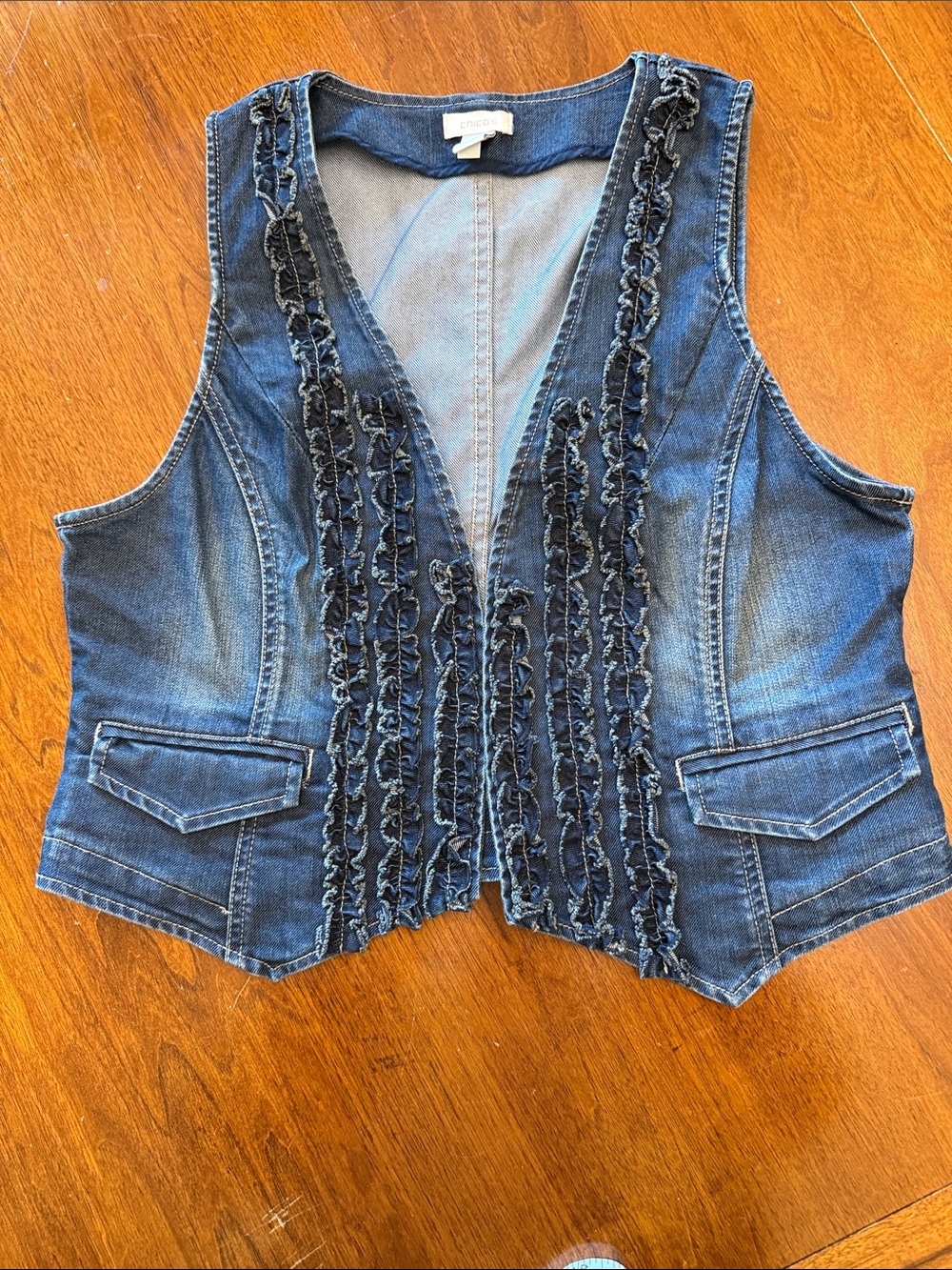 Chico’s Platinum Size 1 Denim Vest Open Front Princess Cut Ruffles Embellished